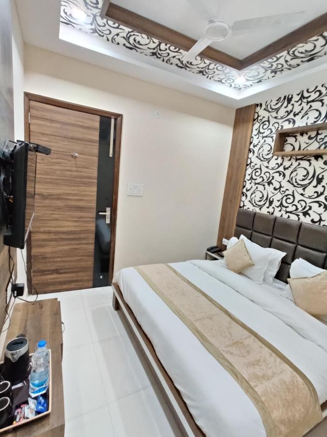Hotel Guntas Residency Amritsar Esterno foto