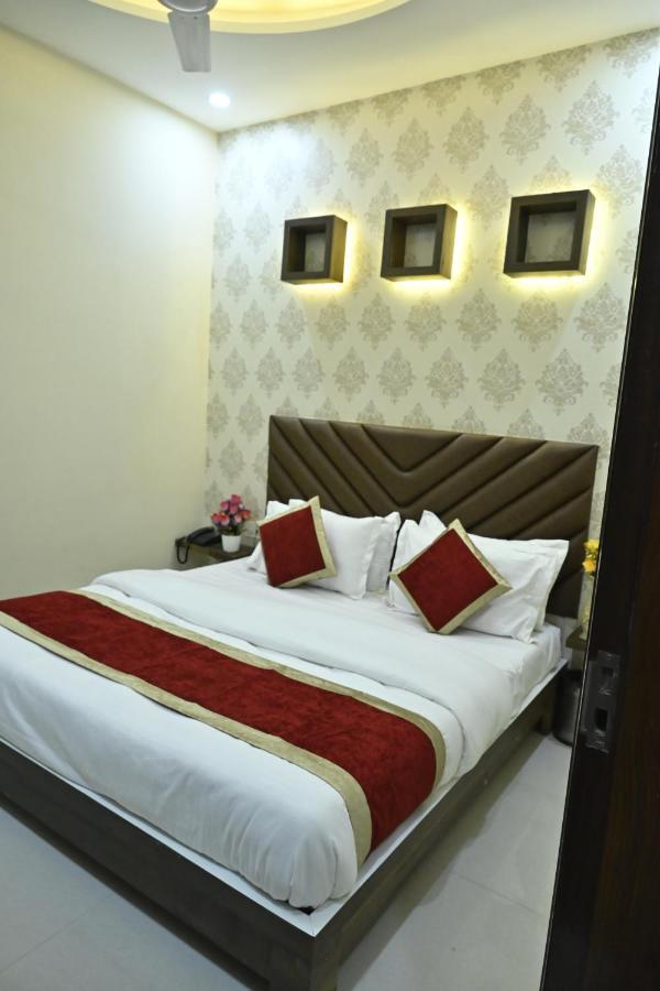 Hotel Guntas Residency Amritsar Esterno foto