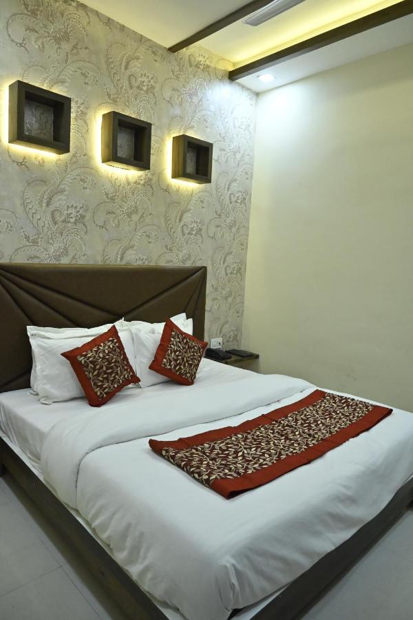 Hotel Guntas Residency Amritsar Esterno foto