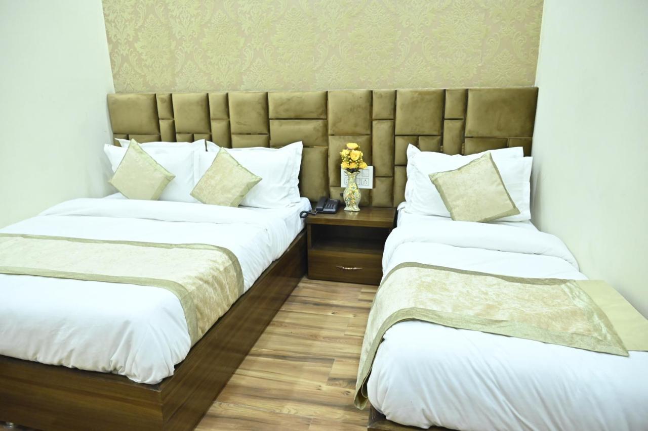 Hotel Guntas Residency Amritsar Esterno foto