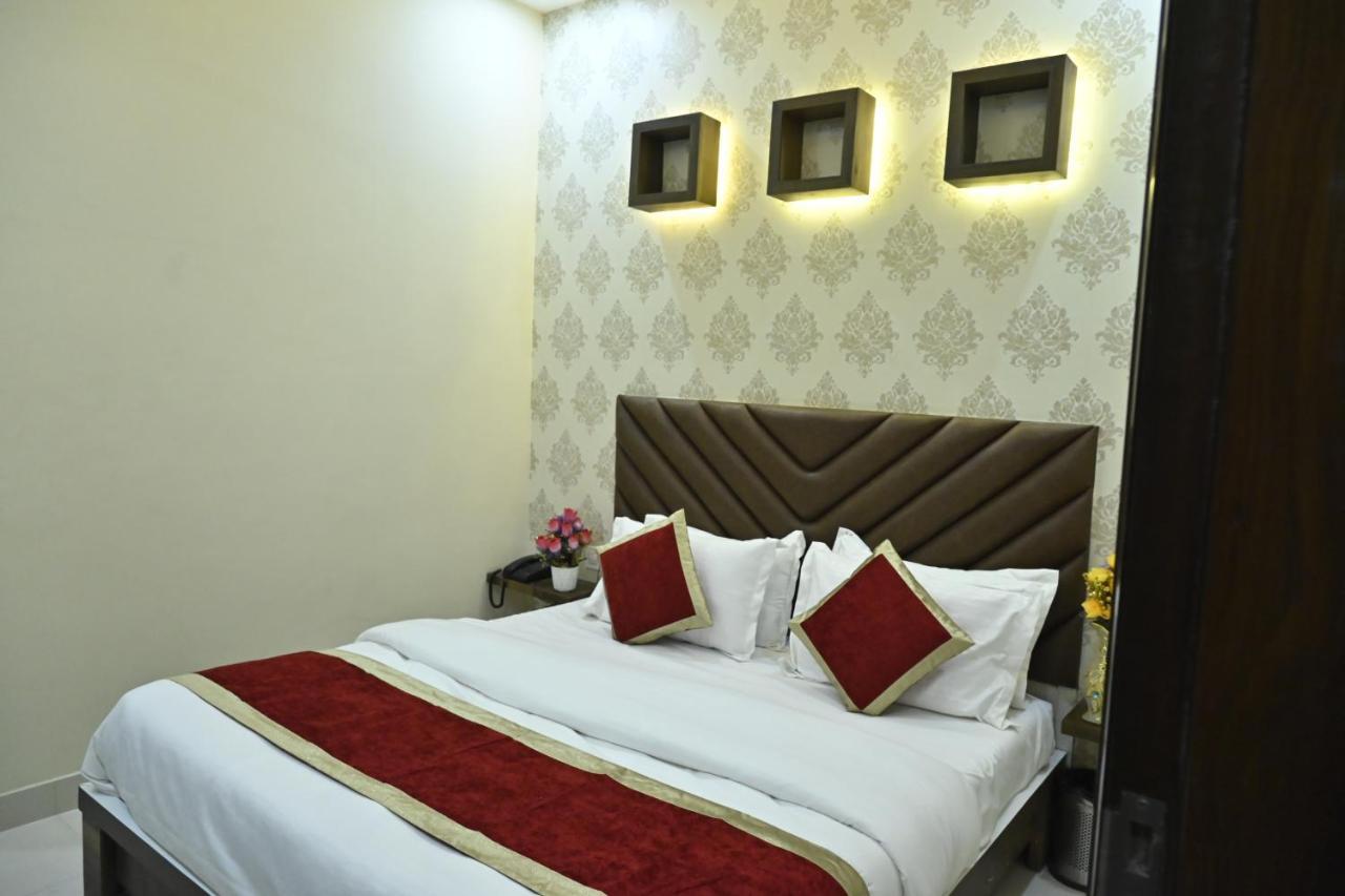 Hotel Guntas Residency Amritsar Esterno foto