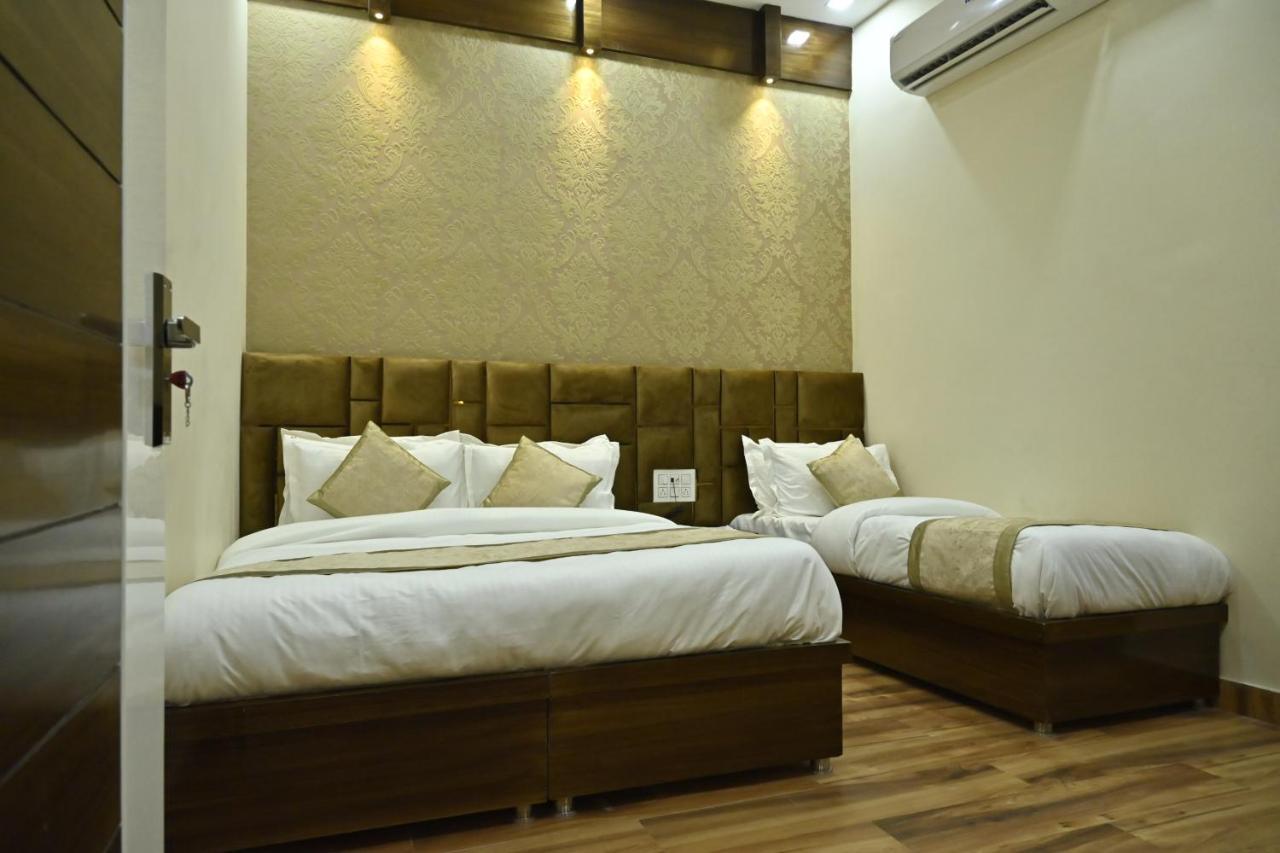Hotel Guntas Residency Amritsar Esterno foto