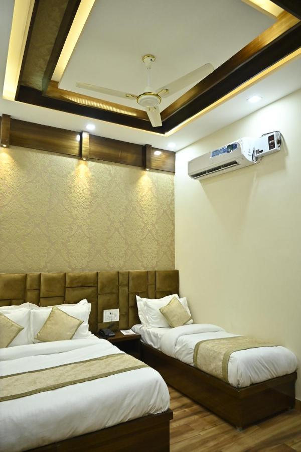 Hotel Guntas Residency Amritsar Esterno foto